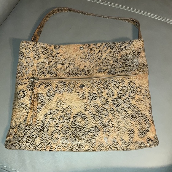 KATE LANDRY LEATHER SHOULDER BAG. - Picture 7 of 9